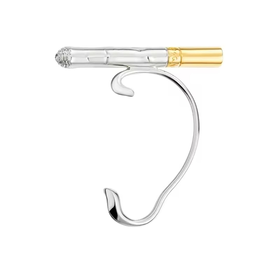 Earcuf